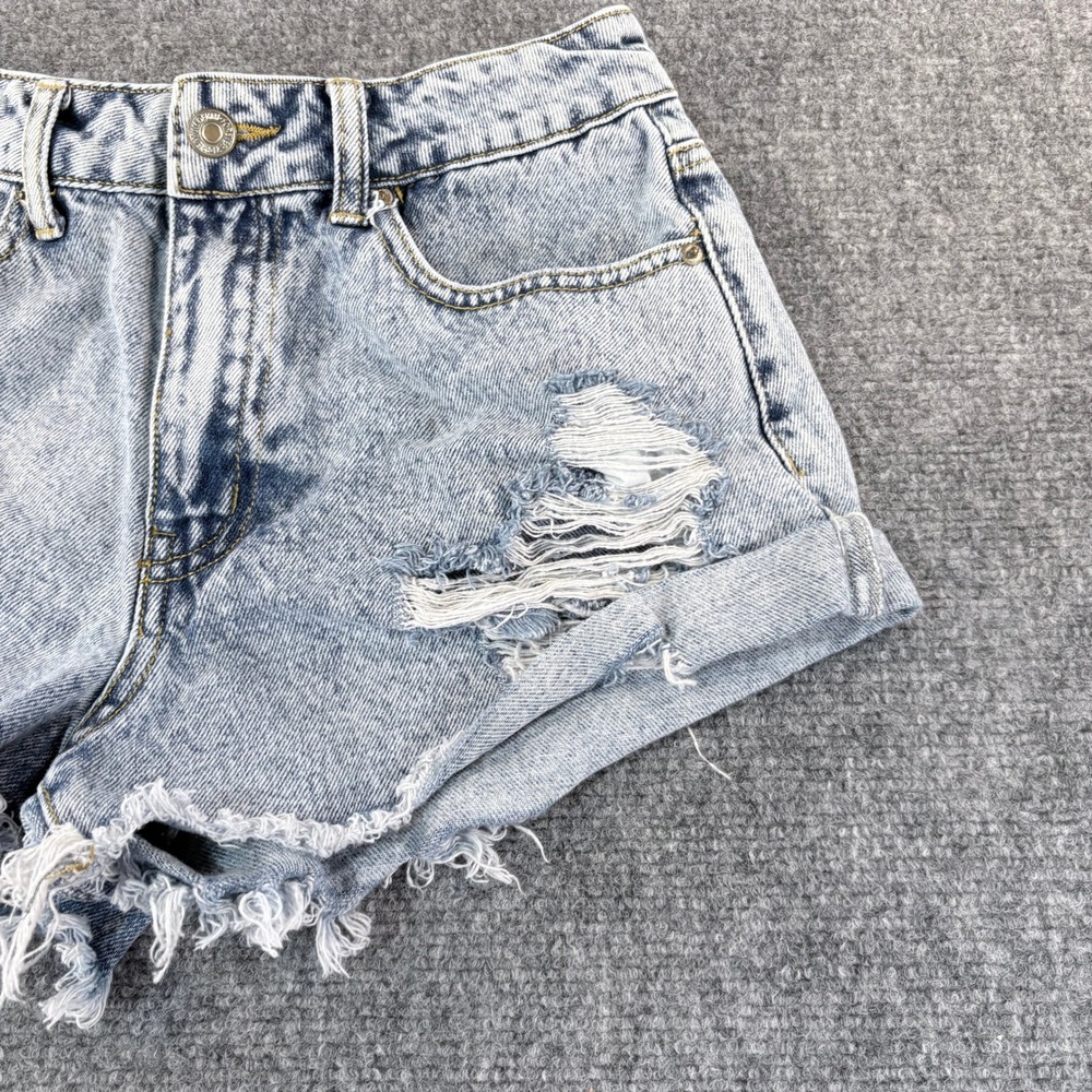 Forever 21 Distressed Denim Shorts Light Wash Acid High Waist Size 27 Womens - Picture 3 of 7